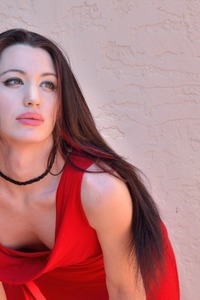 Red Hot Cali Shows Her Naughty Bits